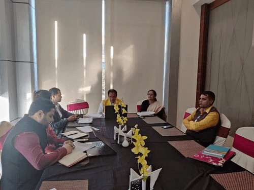 Health Minister Dr. Dhan Singh Rawat took a review meeting of Health Department