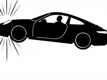 The teacher's car fell into a ditch, three died