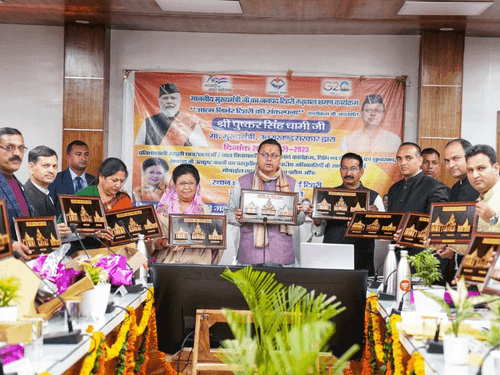 CM Dhami gave instructions to officials