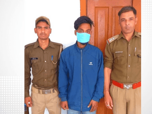 Nainital Police arrested smuggler with smack