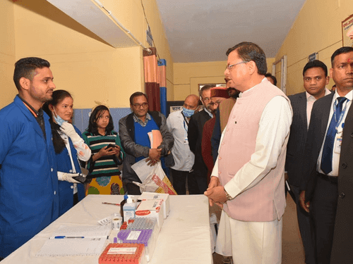 CM Dhami did surprise inspection of Community Health Center, Gairsain