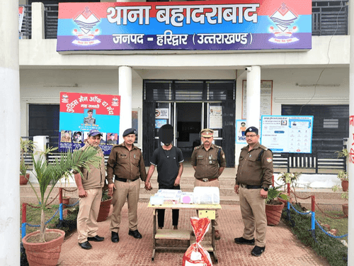 Haridwar Police arrested the accused who stole jewelery worth lakhs