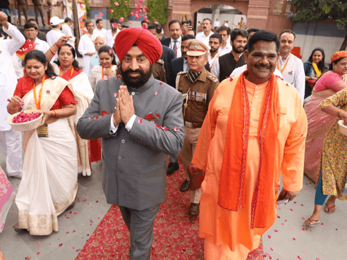 Governor Gurmit Singh participated in the 'Yuva Abhyudaya Mission' program