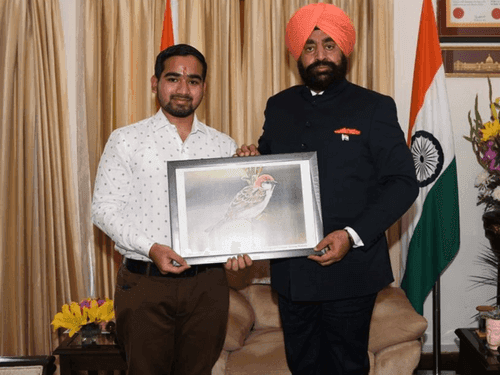 Child artist Anurag Ramola met Governor Gurmit Singh