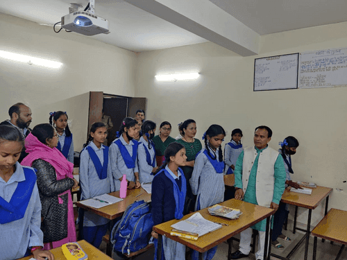 Minister Dr. Dhan Singh Rawat inspected Government Girls Secondary School Khudbuda