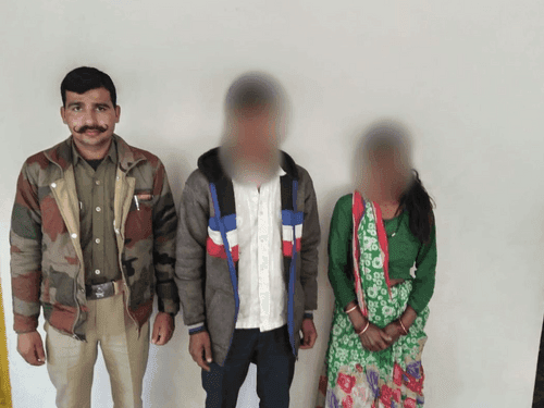 Almora Police handed over the lost child to his family