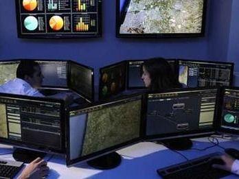 Police arrested those who cheated online