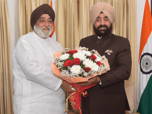 Chairman of Hemkund Sahib Management Trust met Governor Gurmit Singh