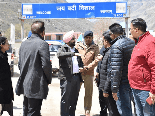 Chief Secretary took stock of travel arrangements in Shri Badrinath