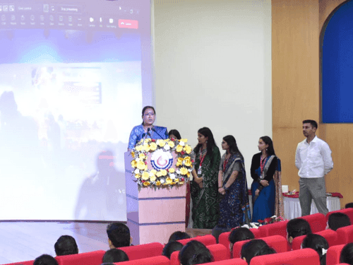 Minister Rekha Arya participated as the chief guest in the program organized at Graphic Era University