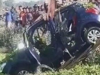 Swift car fell into the pond due to uncontrolled