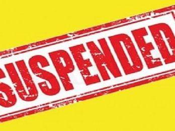 Officer suspended for opening office on holiday