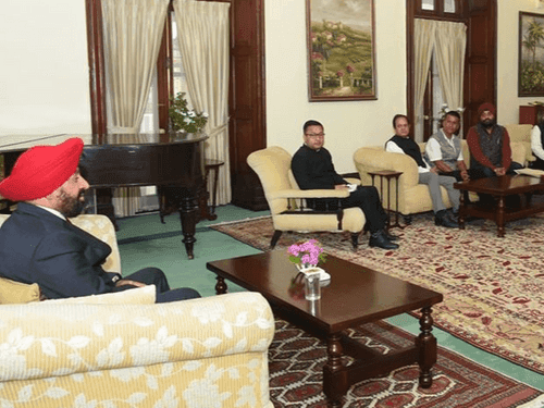 Governor Gurmit Singh holds meeting with office bearers of Hotel Association