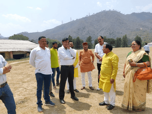 Cabinet Minister Dr. Dhan Singh Rawat inspected the campus building under construction of NIT