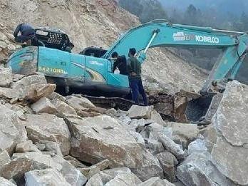 Accident happened during road widening on Yamunotri Highway