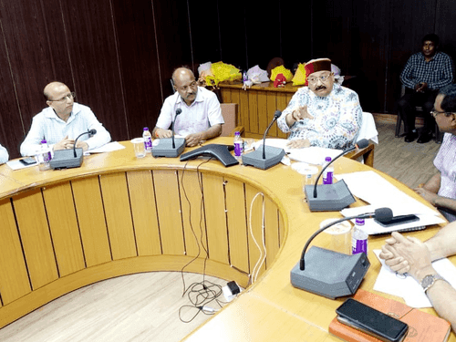 Cabinet Minister Satpal Maharaj held a meeting with officials of the Irrigation Department