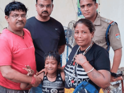 Haridwar Police handed over the mentally ill boy to his relatives