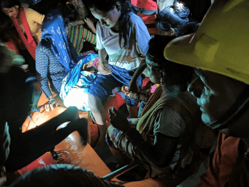 Image for 106 children and women were taken to a safe place by the Uttarakhand Police