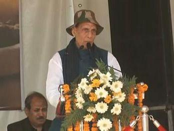 Defense Minister Rajnath Singh in the grip of Corona