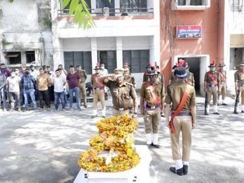 The last farewell given to the martyr officer