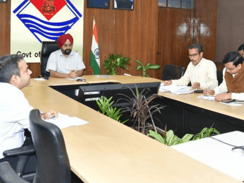 Chief Secretary Dr. S.S. Sandhu held a meeting with the District Magistrates
