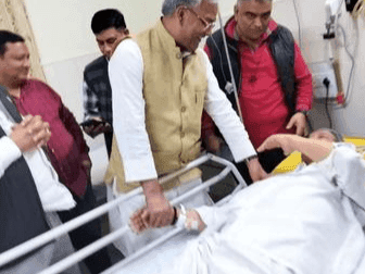 Confirmation of rib and waist injury of former CM Harish Rawat