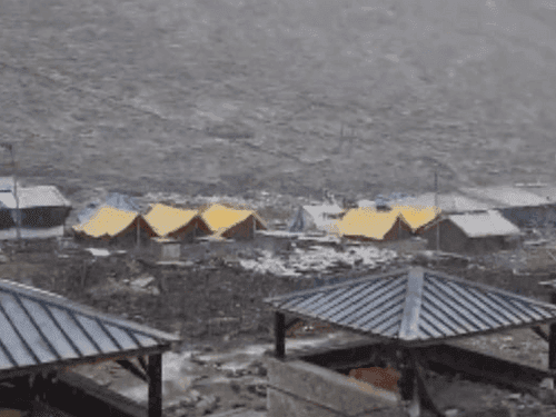 Snowfall started in Kedarnath Dham
