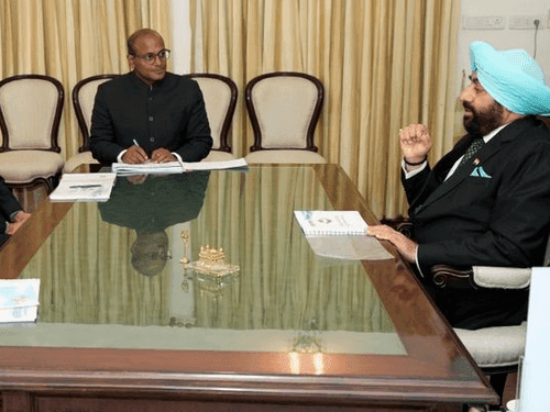 Officials of Cooperative Department met Governor Gurmit Singh