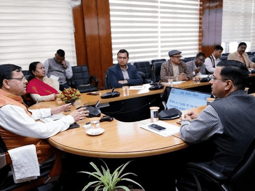 CM Dhami took the meeting of Public Works Department