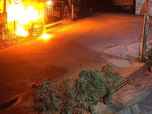 Mischievous elements poured inflammable substance in doctor's car, vehicle burnt to ashes due to fire