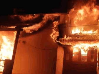 Fire broke out in a wooden house in Nainital, all the stuff burnt to ashes