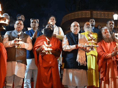 Union Home Minister Amit Shah participated in Ganga Puja and Ganga Aarti in Rishikesh