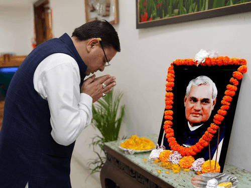 CM Dhami paid tribute to former Prime Minister late Atal Bihari Vajpayee