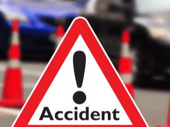 Bike rider dies in road accident, creates panic