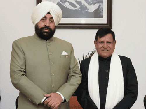 Astrologer Acharya Pandit Lekhraj Sharma paid courtesy visit to Governor Gurmit Singh