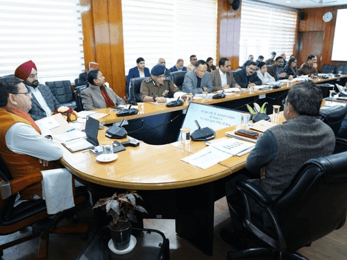 CM Dhami held a meeting of the State Road Safety Council in the Secretariat and gave instructions to the officers
