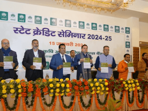 CM Dhami participated as chief guest in the State Credit Seminar