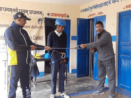 SDRF conducted practice for the students in Government Inter College Bhatwadi
