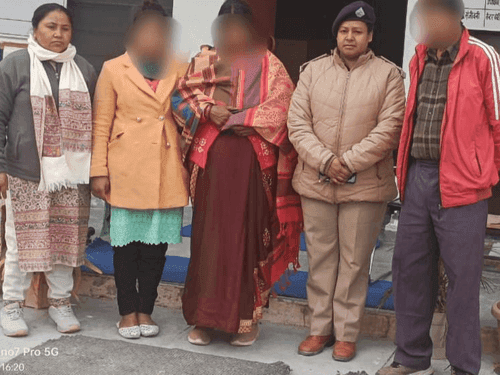 Almora Police handed over the missing girl to her family