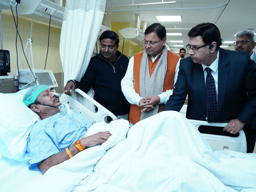 CM Dhami reached Synergy Hospital to inquire about the well being of Excise Secretary Mr. Harichand Semwal.