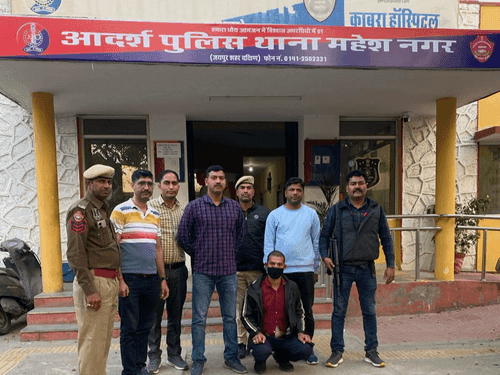 Uttarakhand Police arrested the accused who cheated Rs 30 lakh
