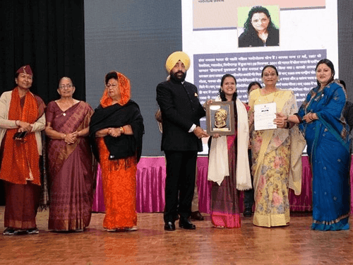 Governor Gurmit Singh honored women doing excellent work