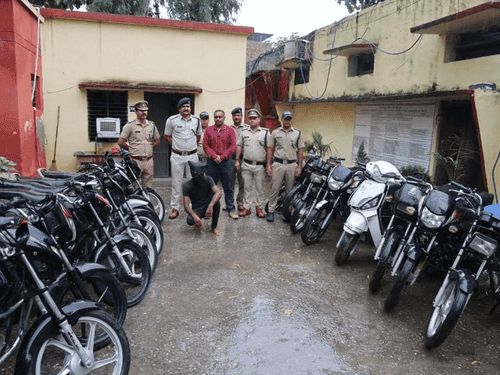 A cunning vehicle thief was caught by Uttarakhand Police