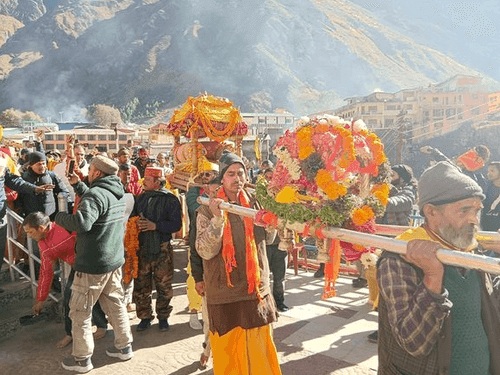 On November 19, the throne of Adi Guru Shankaracharya will reach Sri Narsingh Temple Jyotirmath