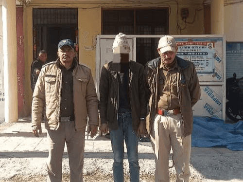 01 drug smuggler arrested with 11 kg of hashish