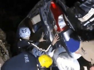 The vehicle went out of control and fell into a ditch, the injured were rescued