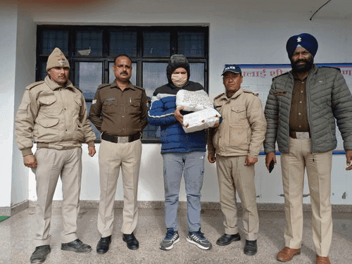 Drug smuggler arrested with hashish worth Rs 1.37 lakh