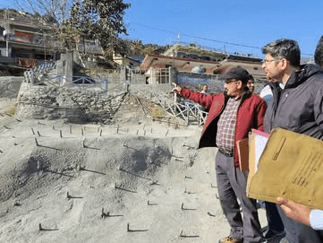 DM Sandeep Tiwari did a field inspection of the Haldapani landslide area