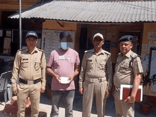 Dehradun Police arrested smuggler with illegal smack worth lakhs of rupees