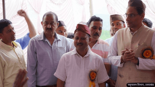 Inspection of departmental stall by Animal Husbandry Minister